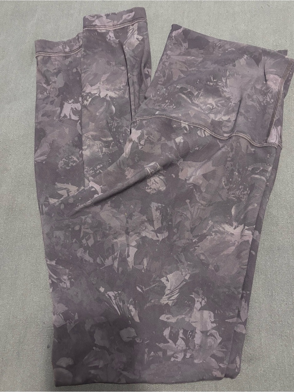 lululemon athletica align grey Mauve Camo High-Rise Leggings - Picture 3 of 4